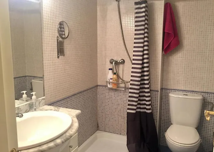 La Casita De Diana Ramales, Plaza Garaje Incluida 아파트 *